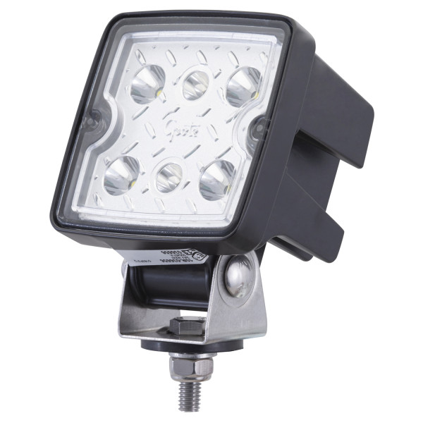 63f31 - Trilliant® Cube LED Work Light, 2500 Lumen 24V