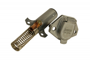 Heavy Duty 1-Way Socket & Plug Connector With Enclosed Terminal
