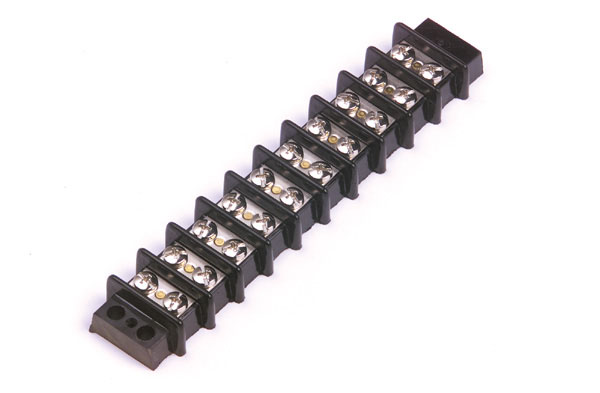 4 Position Screw Barrier Strip