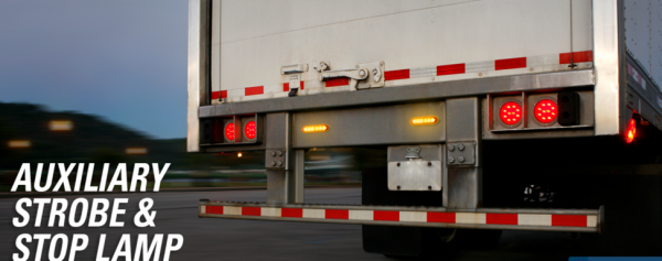 grote auxiliary strobe light on semi trailer