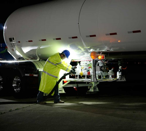 Grote LED-Leuchten an Tankwagen