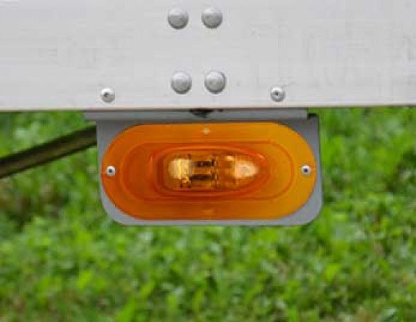 led side marker on heavy duty semi trailer
